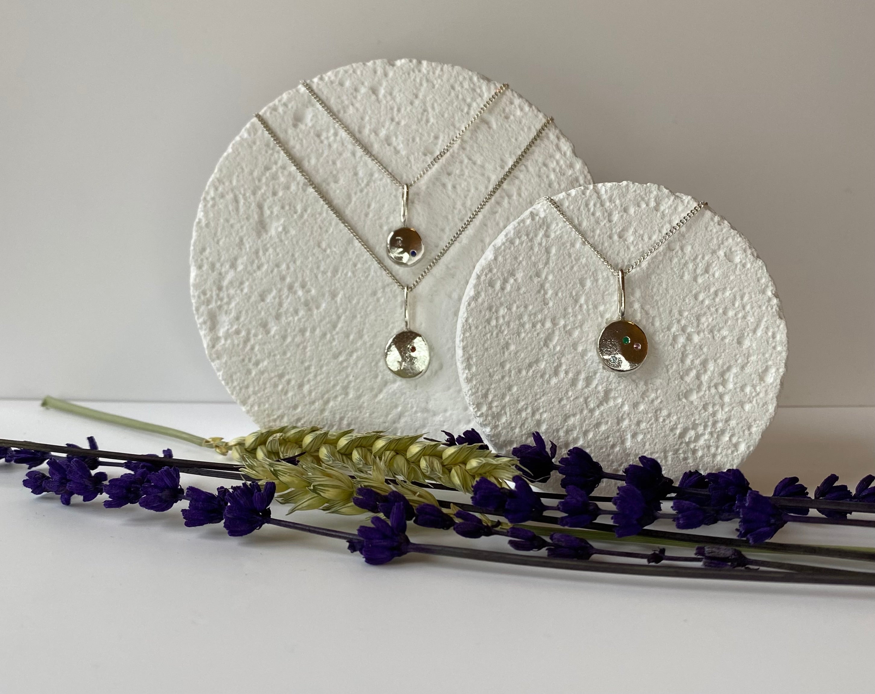 Coriandoli initial charm necklace