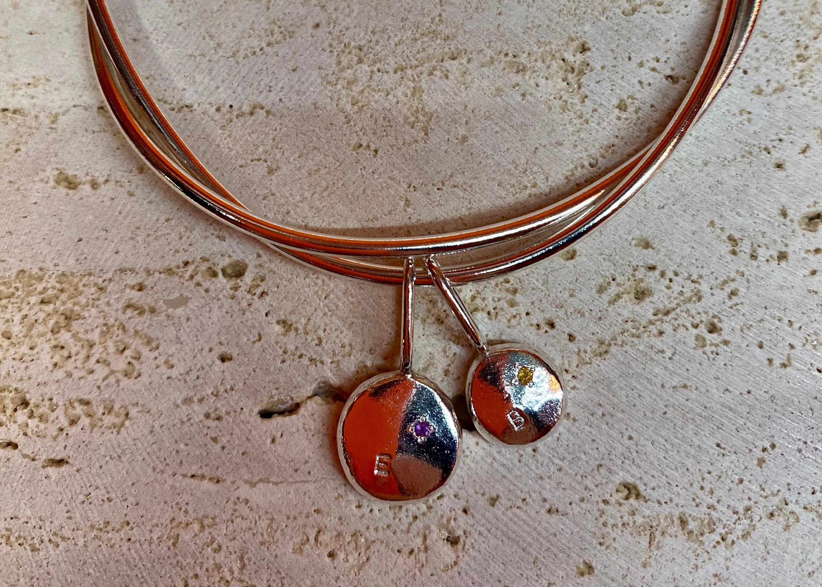 Our Roots Coriandoli charm bangle