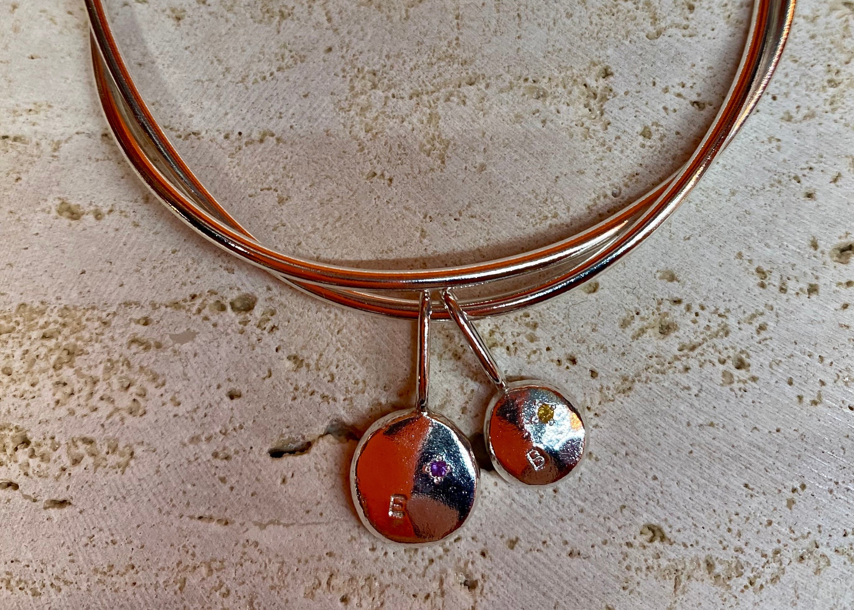 Our roots Coriandoli bangle with birthstone