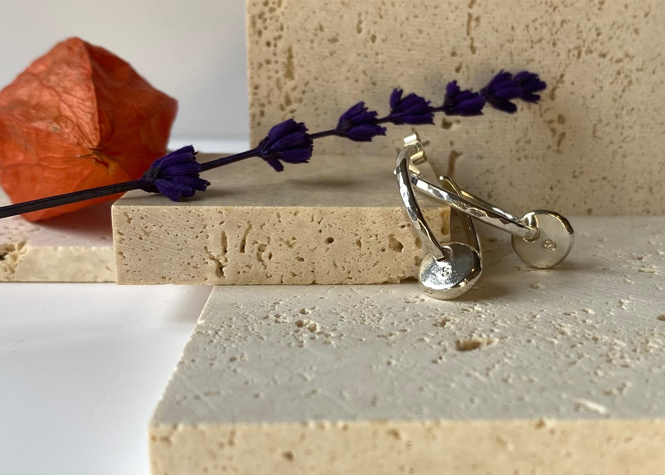 Coriandoli charm C-hoops