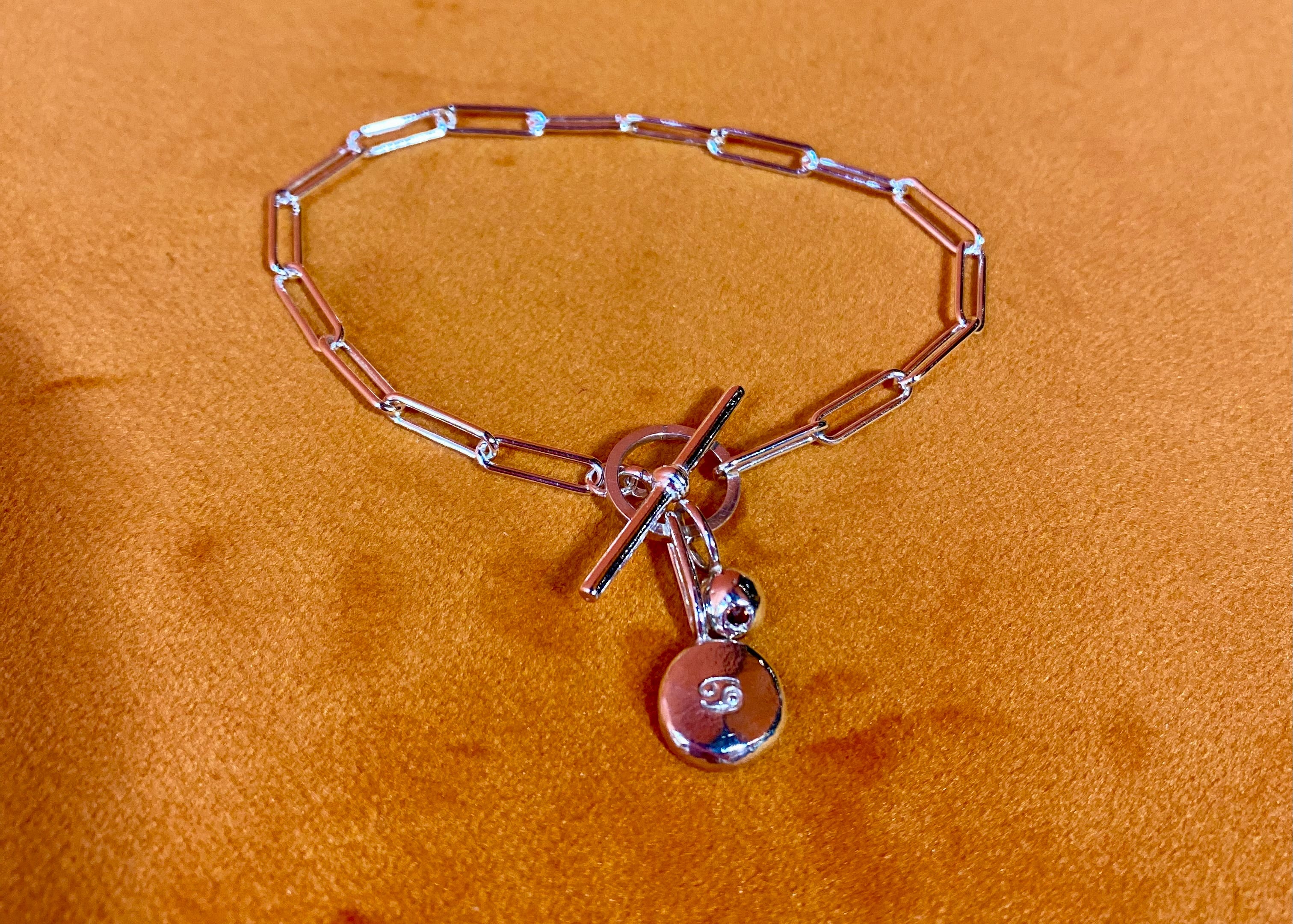 T-bar bracelet with Coriandoli charm & birthstone Pepita charm