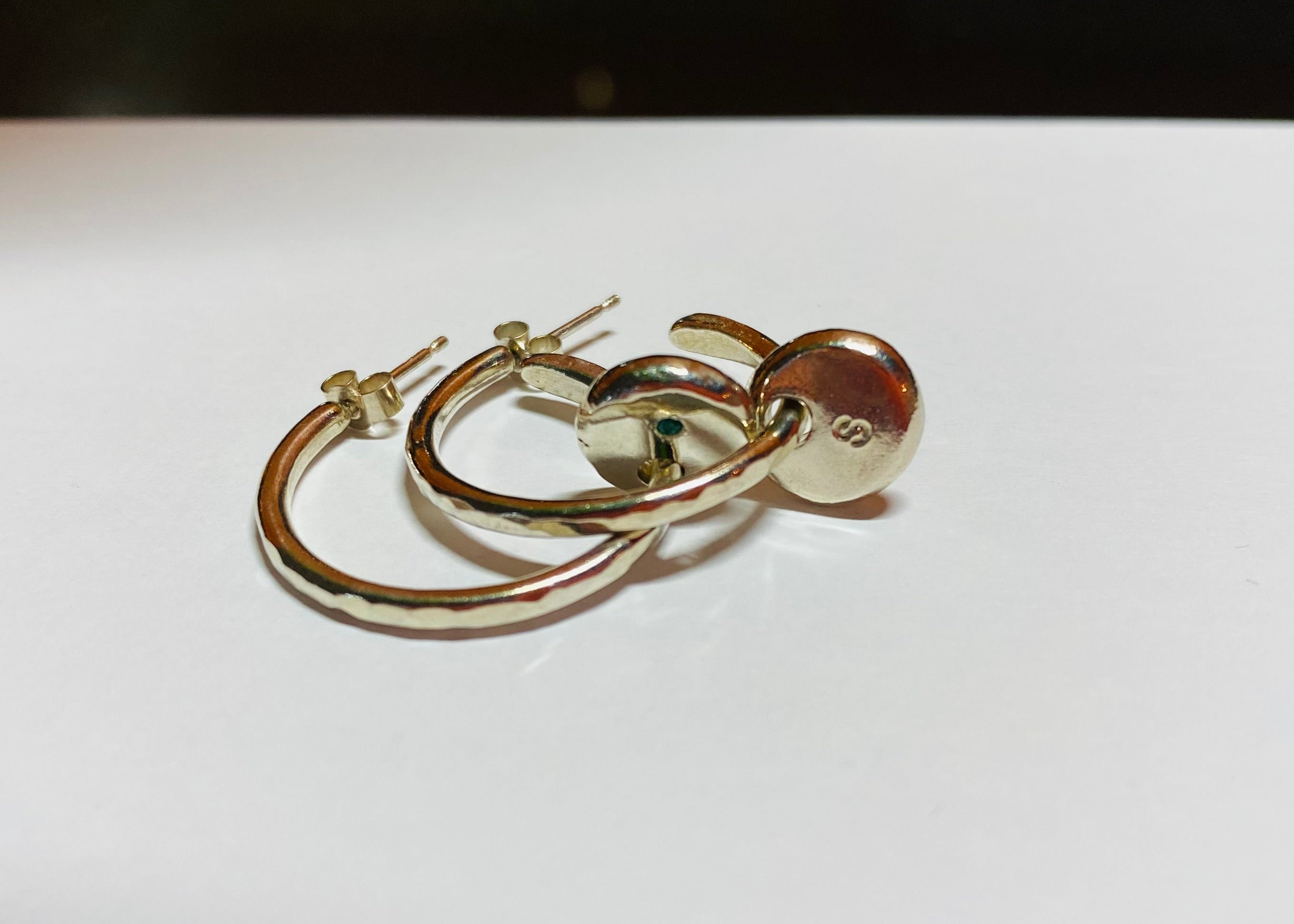 Petite Coriandoli Hoops
