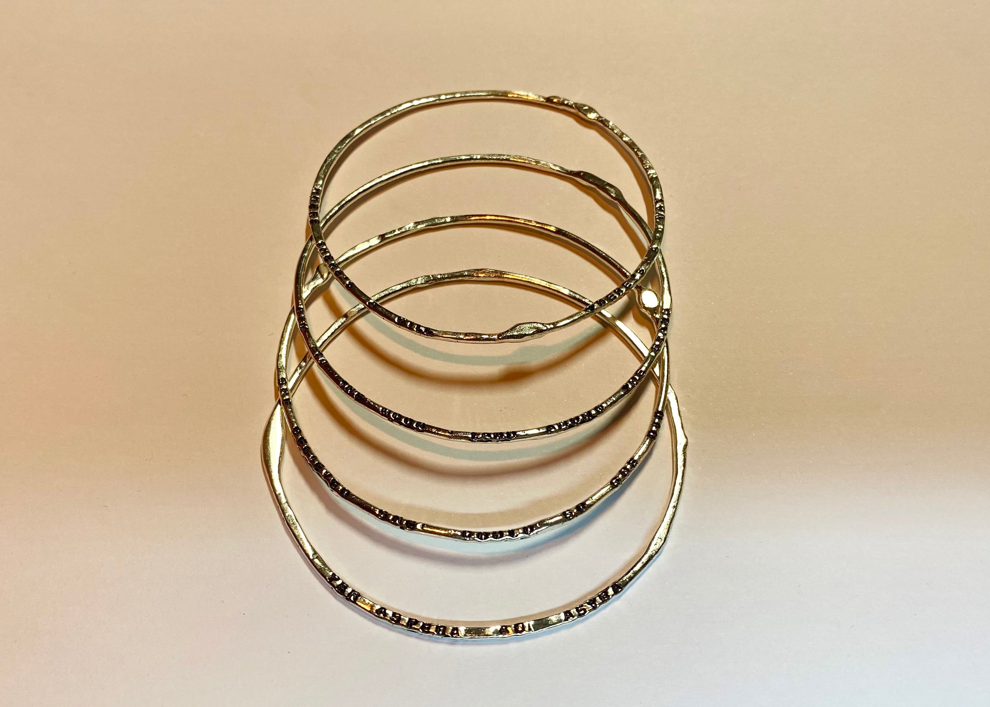 Minima organic bangle