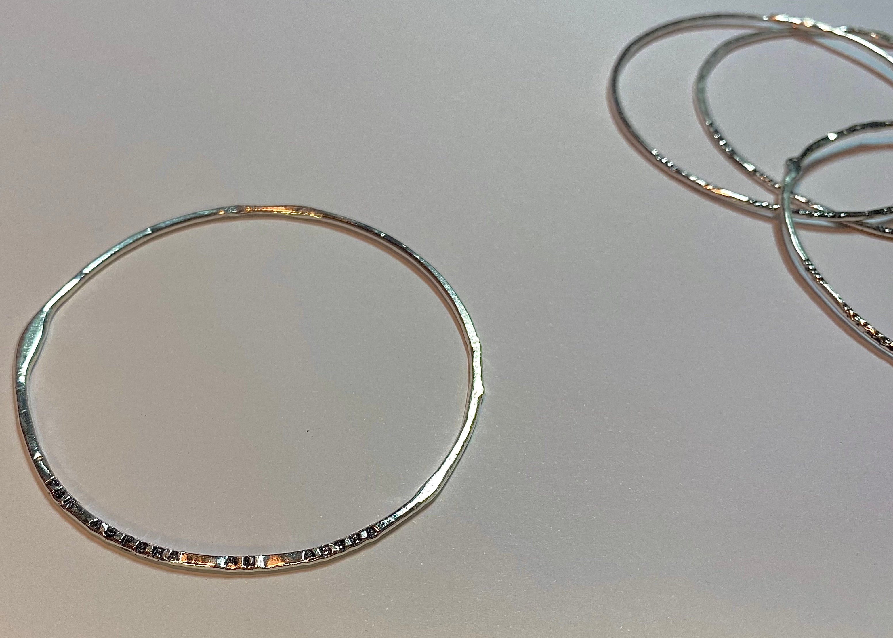Minima organic bangle