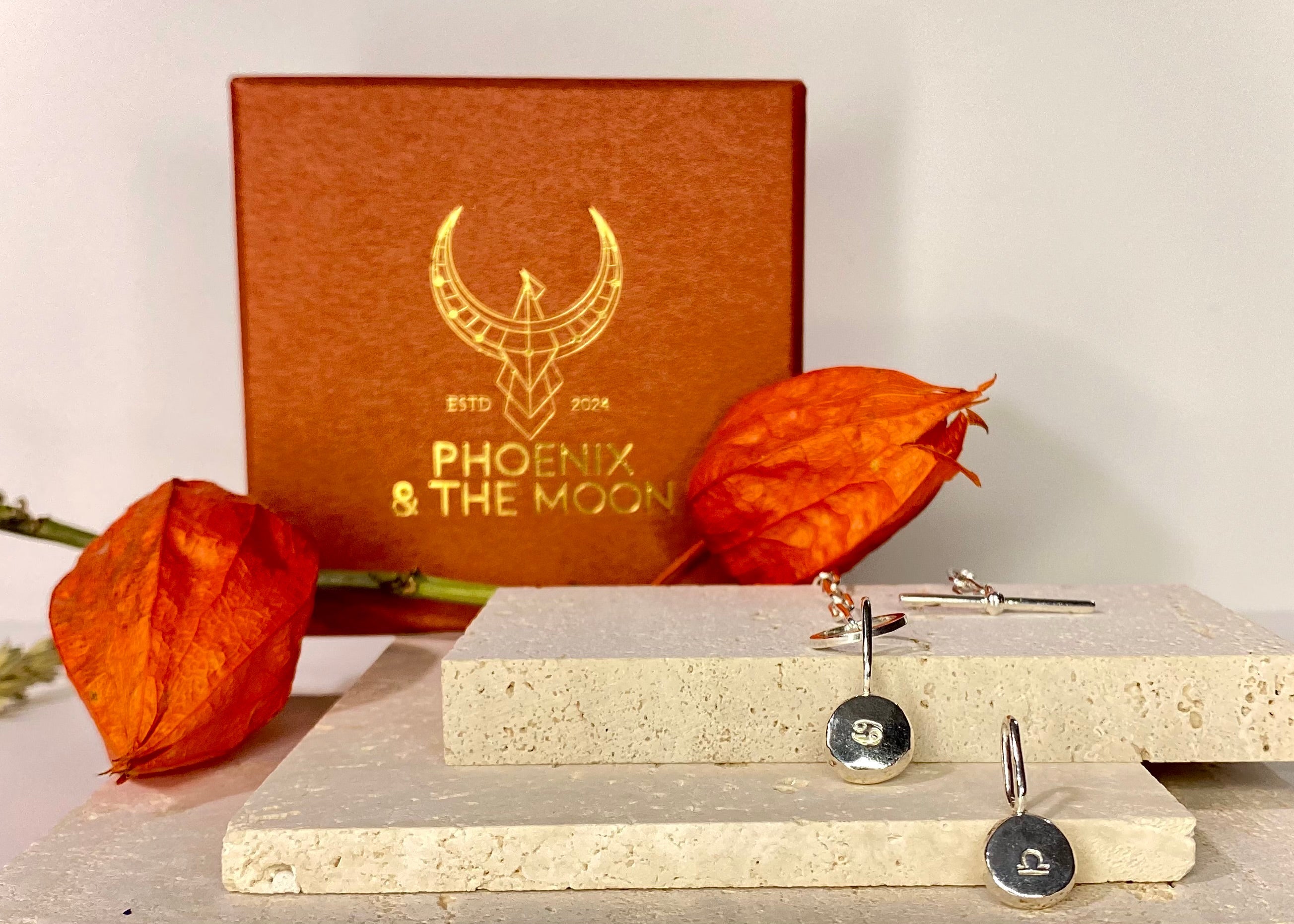 Zodiac Coriandoli charm T-bar bracelet